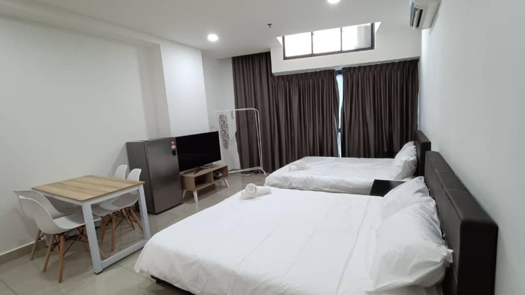 페탈링자야 Pacific Towers Star Seksyen 13 Pj Jaya One Parking Pool Kitchen 아파트 외부 사진