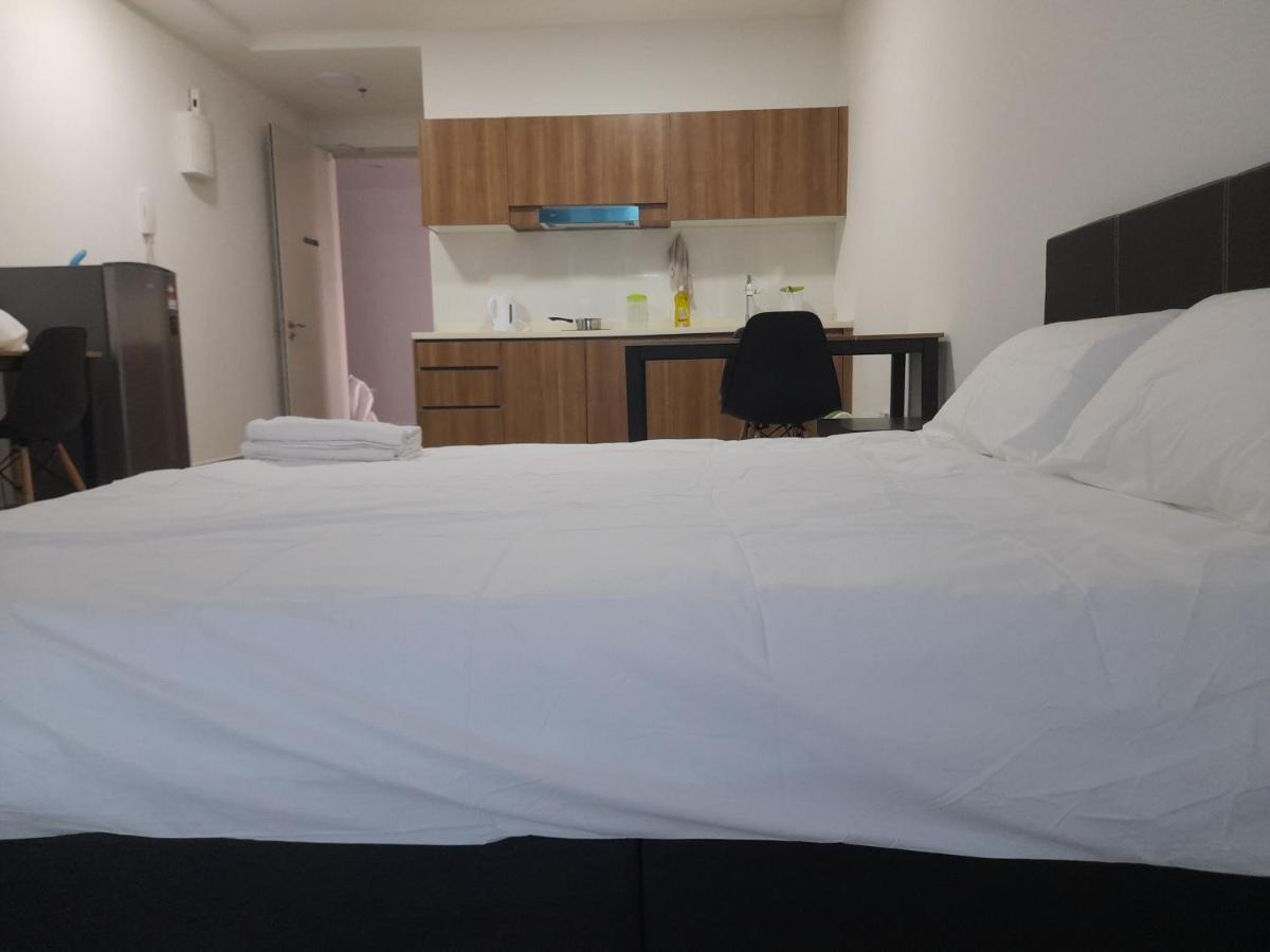 페탈링자야 Pacific Towers Star Seksyen 13 Pj Jaya One Parking Pool Kitchen 아파트 외부 사진