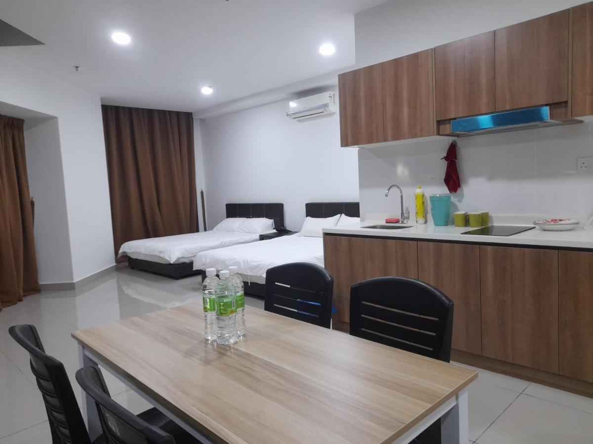 페탈링자야 Pacific Towers Star Seksyen 13 Pj Jaya One Parking Pool Kitchen 아파트 외부 사진
